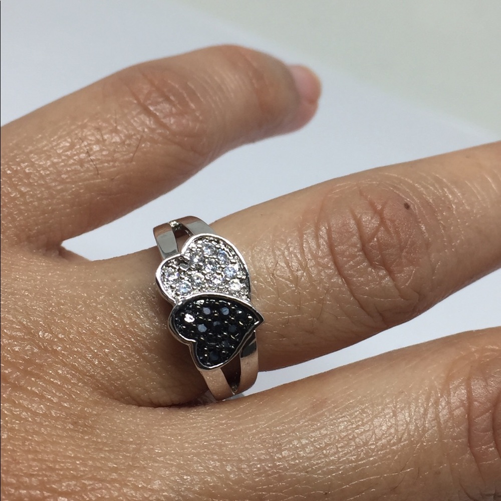 Sterling Silver Cubic Zirconia Ring - Picture 7 of 8